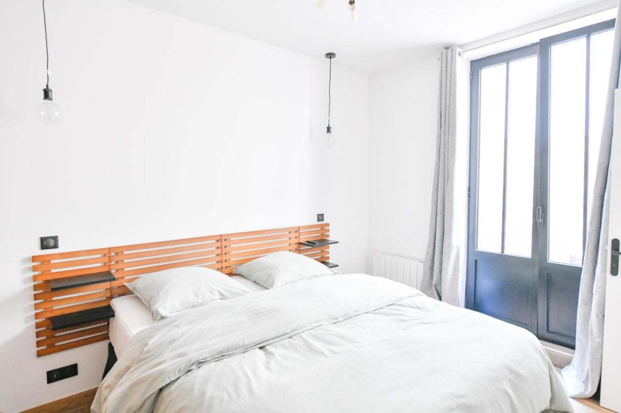 Appartement Parking Gratuit - Montmartre Charme & Patio Prive - Sacre-coeur Metro Anvers *