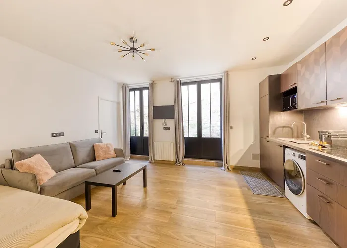 Le Charme De Montmartre - Patio Prive-Sacre-Coeur - Parking Gratuit - Metro Anvers