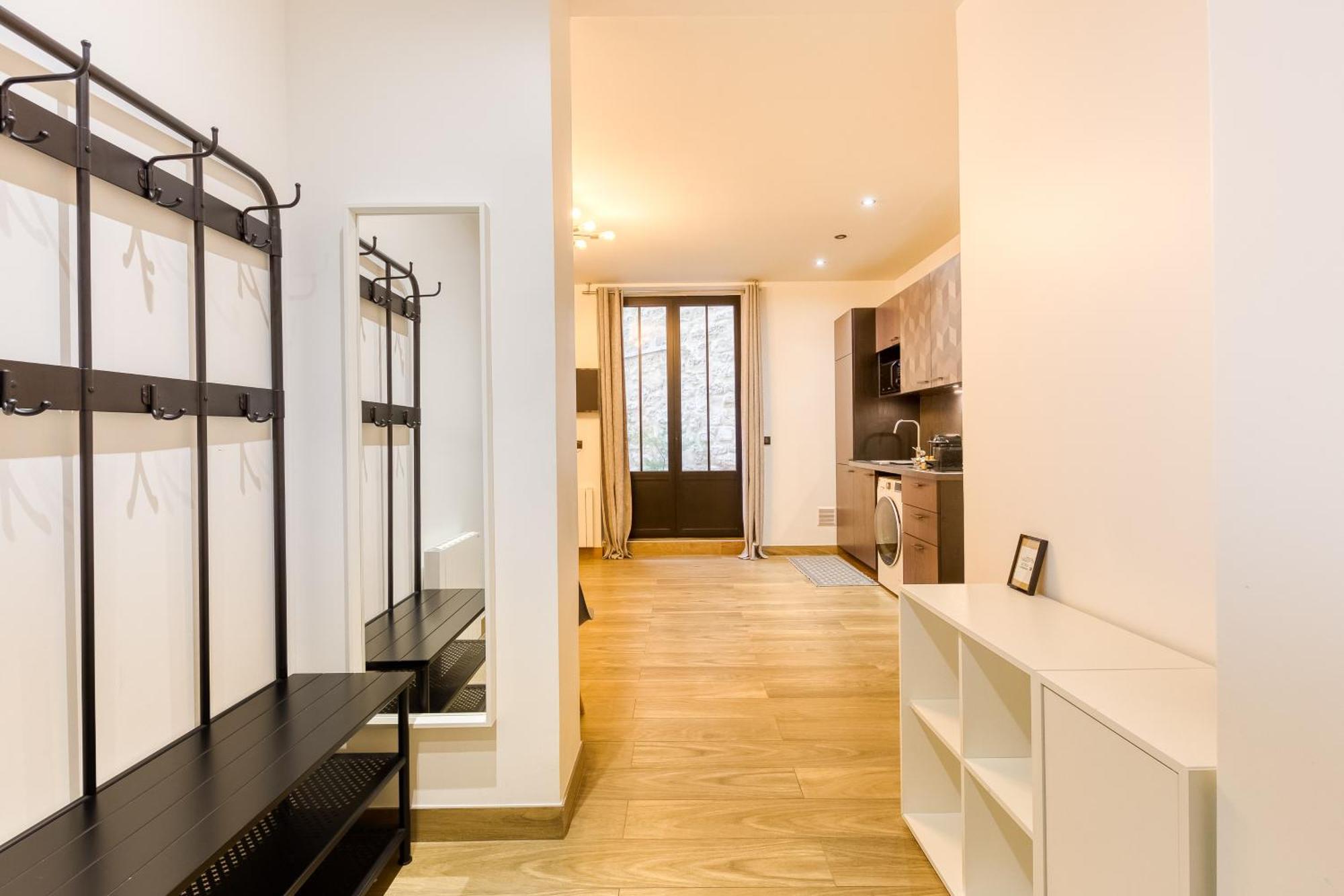 Appartement Le Charme De Montmartre - Patio Prive-sacre-coeur - Parking Gratuit - Metro Anvers